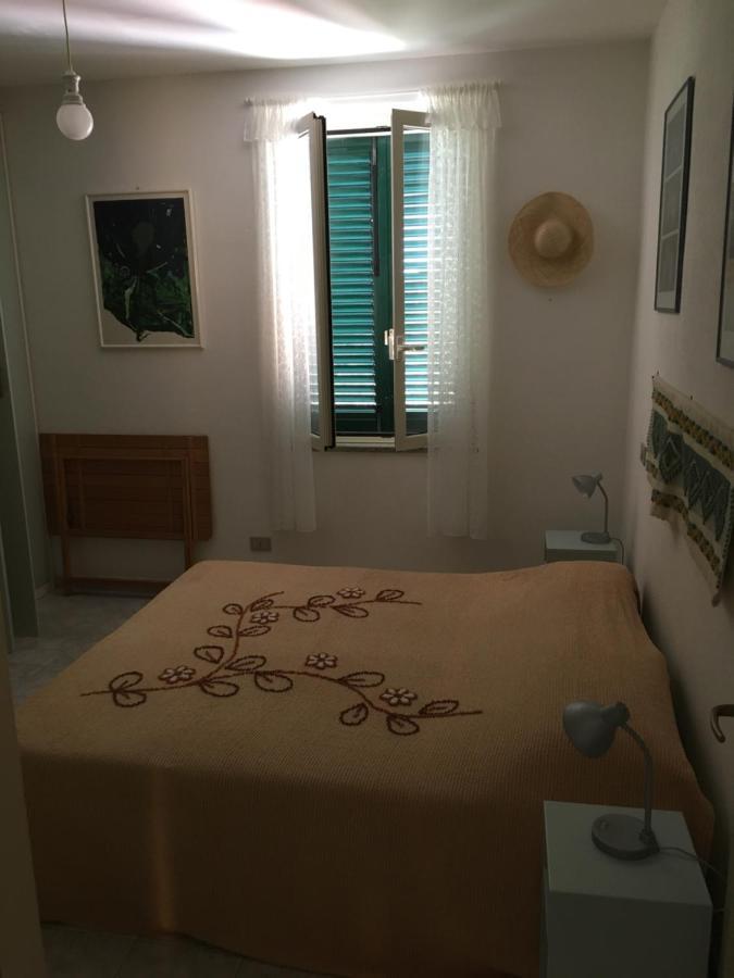 Appartamento In Paese A Santa Teresa Di Gallura Екстериор снимка